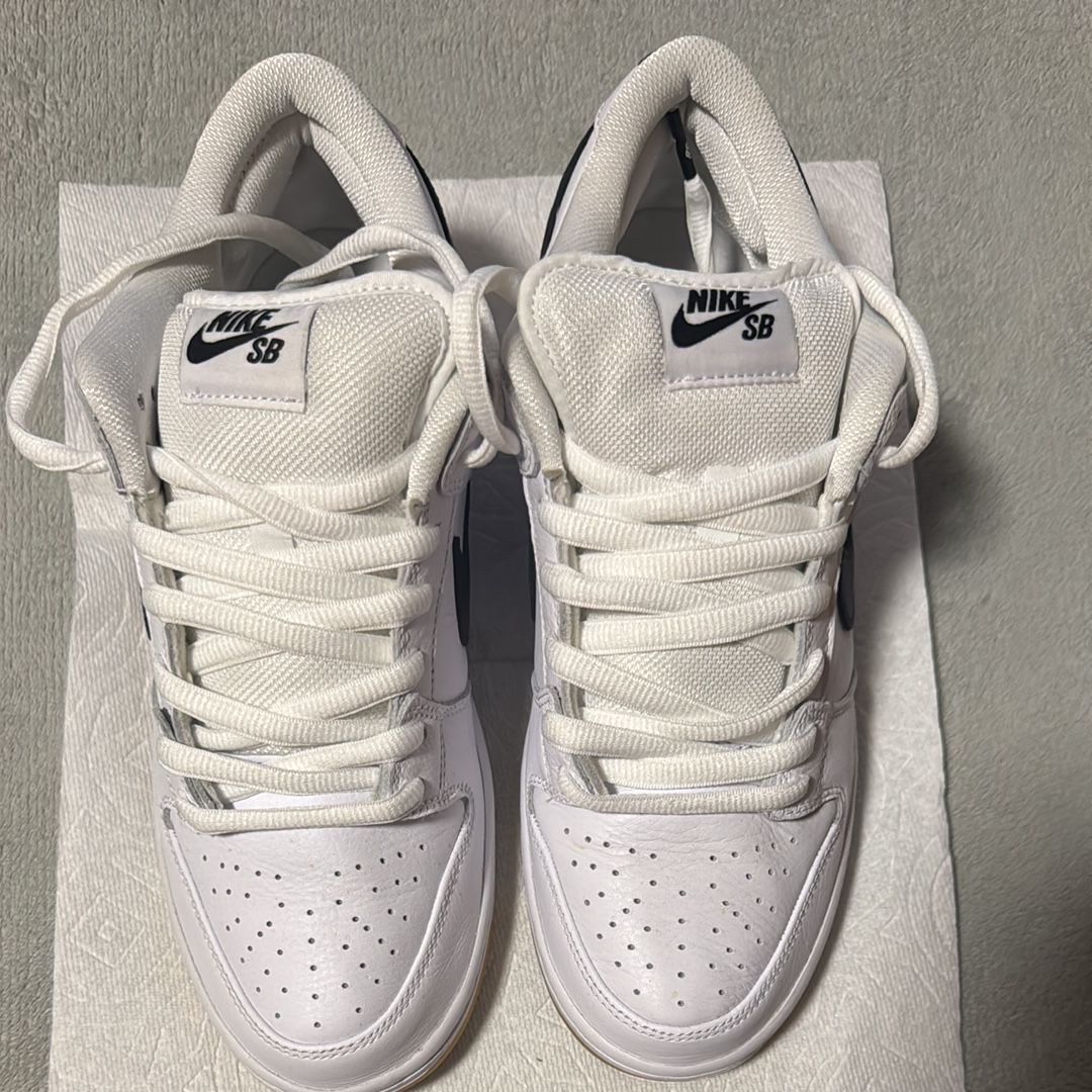 Nike SB Dunk Low Pro "White/Black-White-Gum Light Brown"