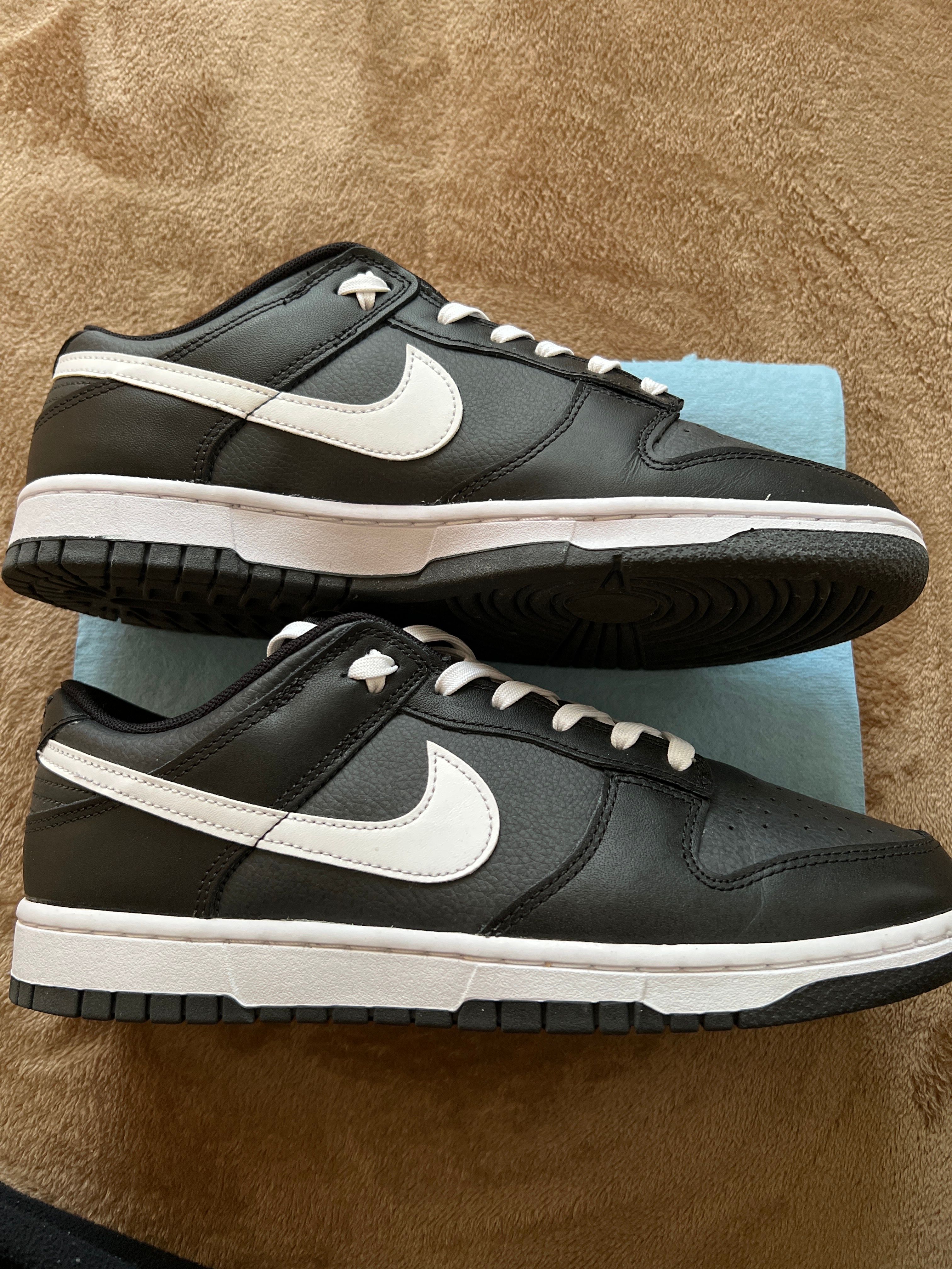 Nike Dunk Low "Black Panda"
