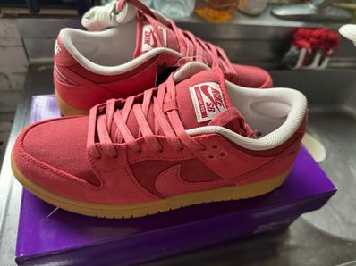 Nike SB Dunk Low "Adobe"