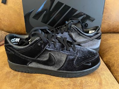 Dover Street Market × Nike Dunk Low "Triple Black"