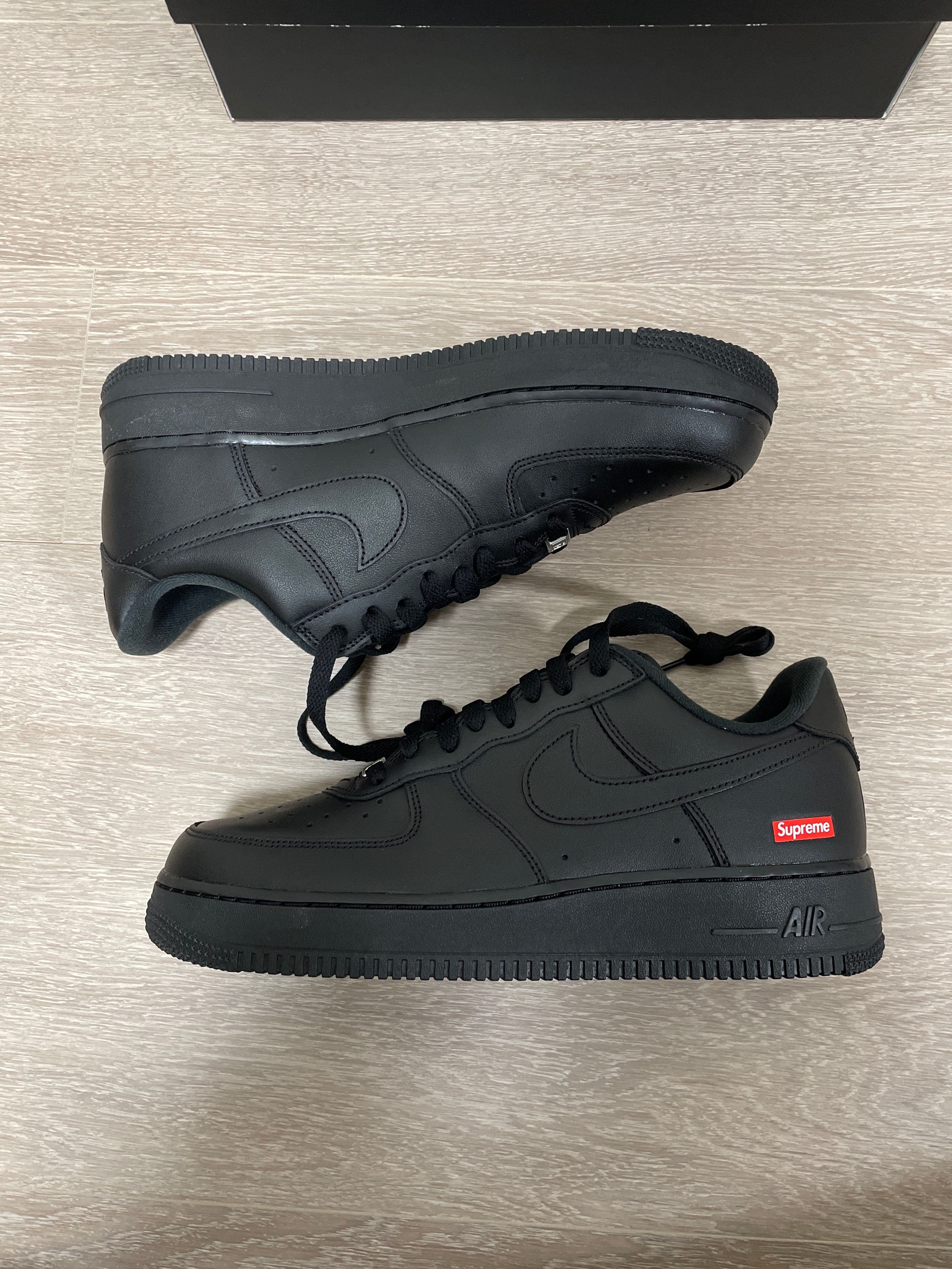 Supreme × Nike Air Force 1 Low "Black"
