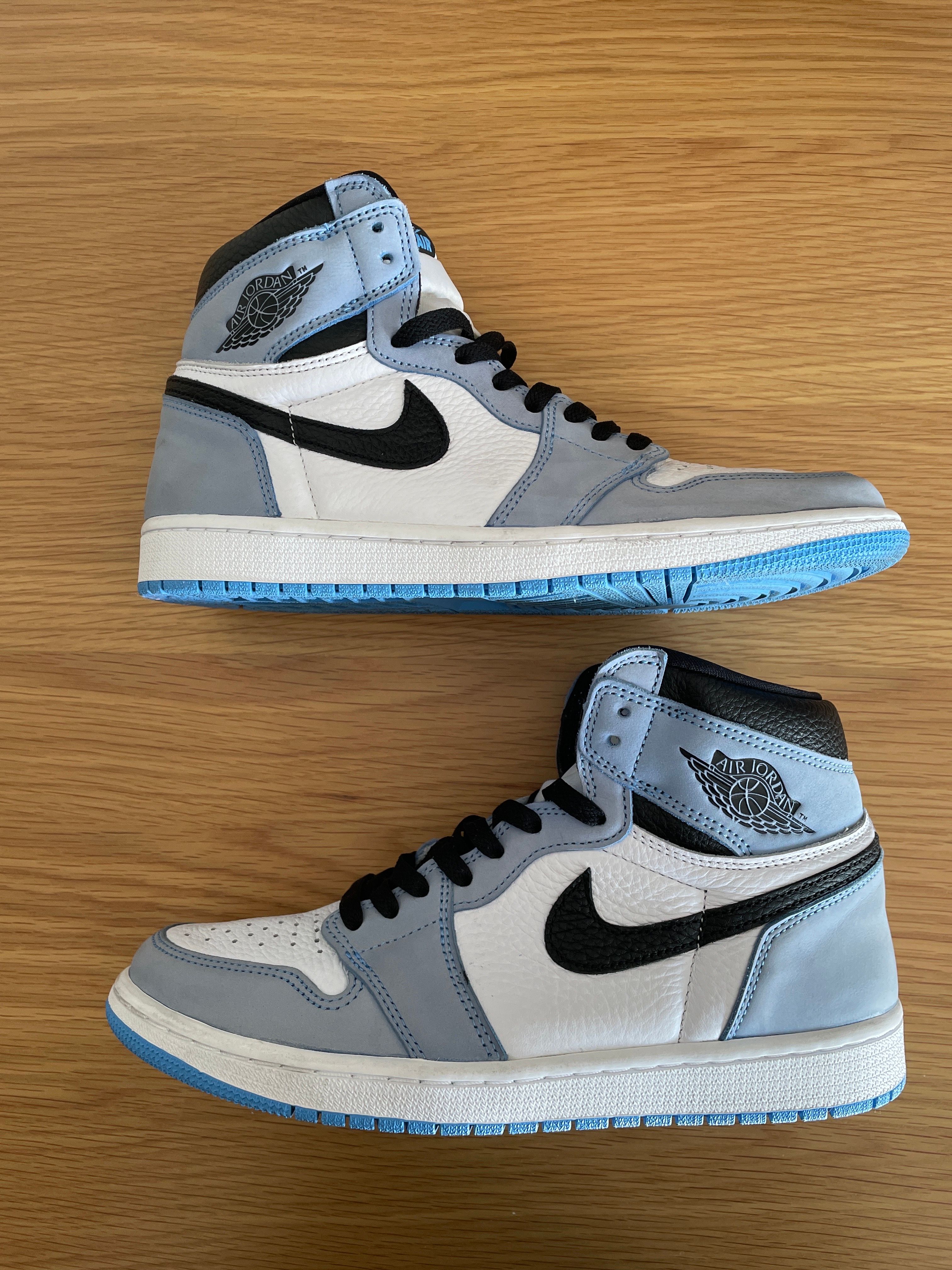 Nike Air Jordan 1 High OG "University Blue"