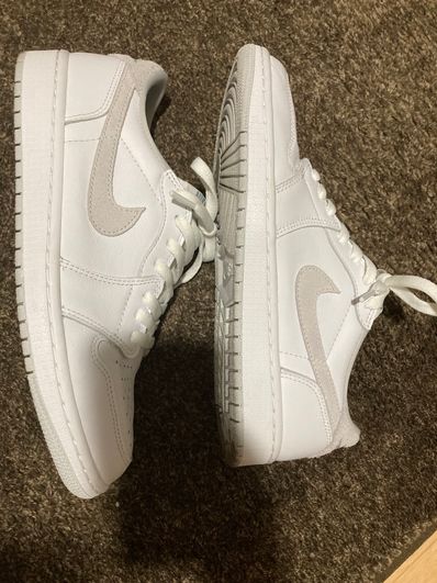 Nike Air Jordan 1 Low OG "Neutral Grey"