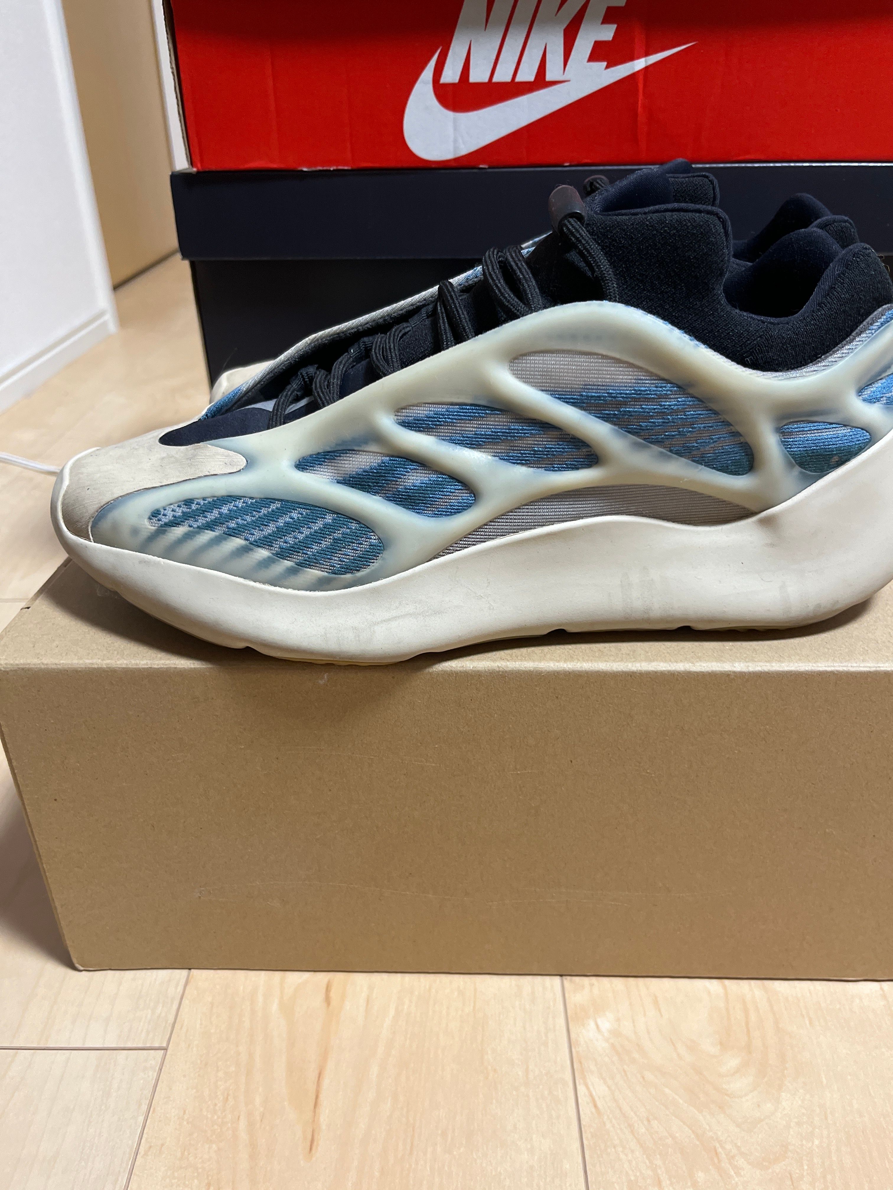 adidas YEEZY 700V3 "Kyanite"