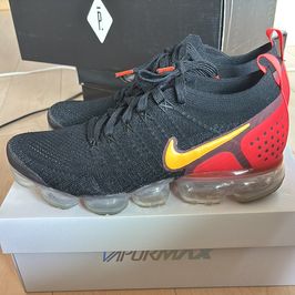 ナイキ エアヴェイパーマックス2 "ブラック レーザー オレンジ トータル クリムゾン"