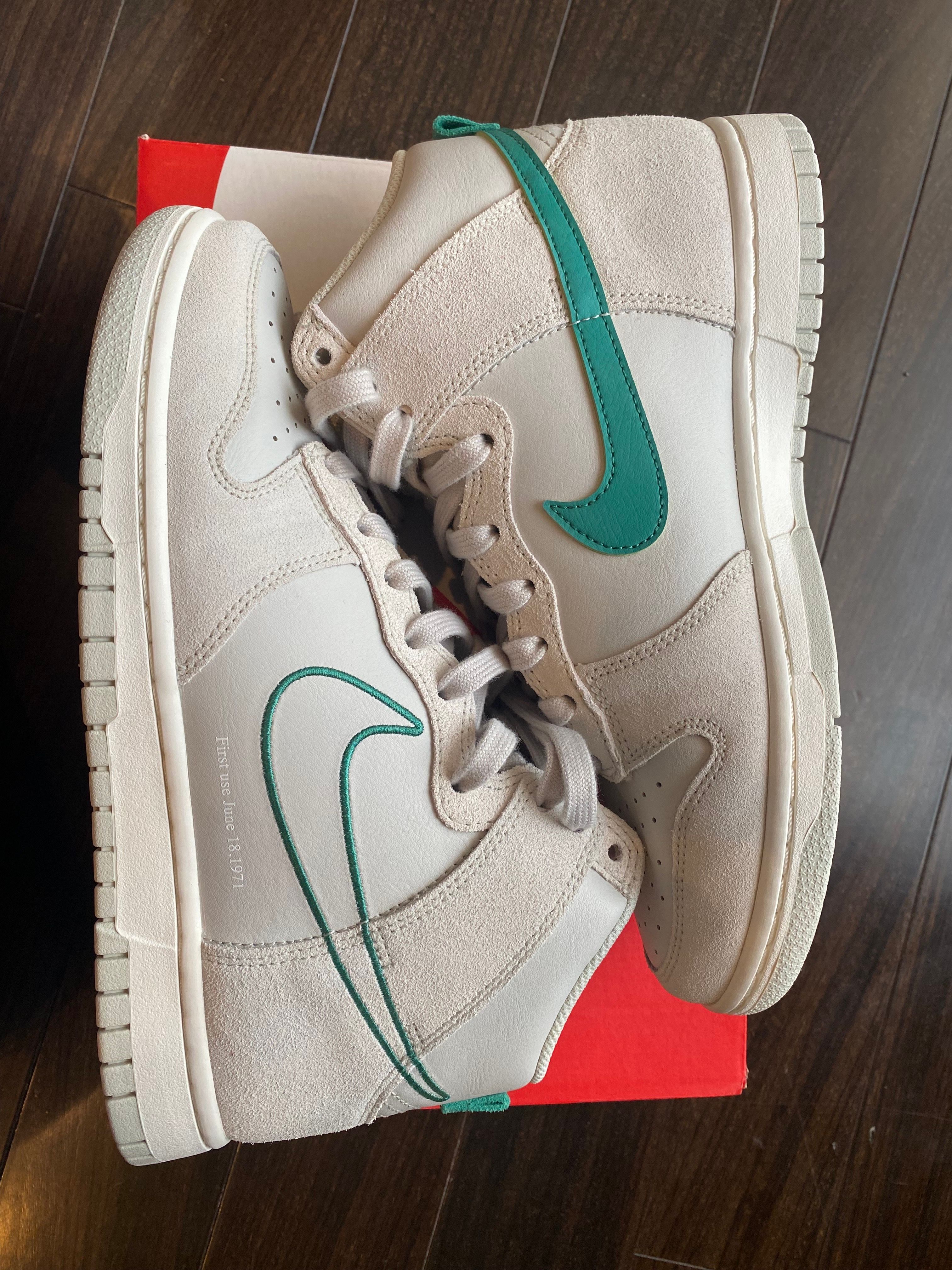 Nike Dunk High SE First Use "Light Bone/Green Noise"