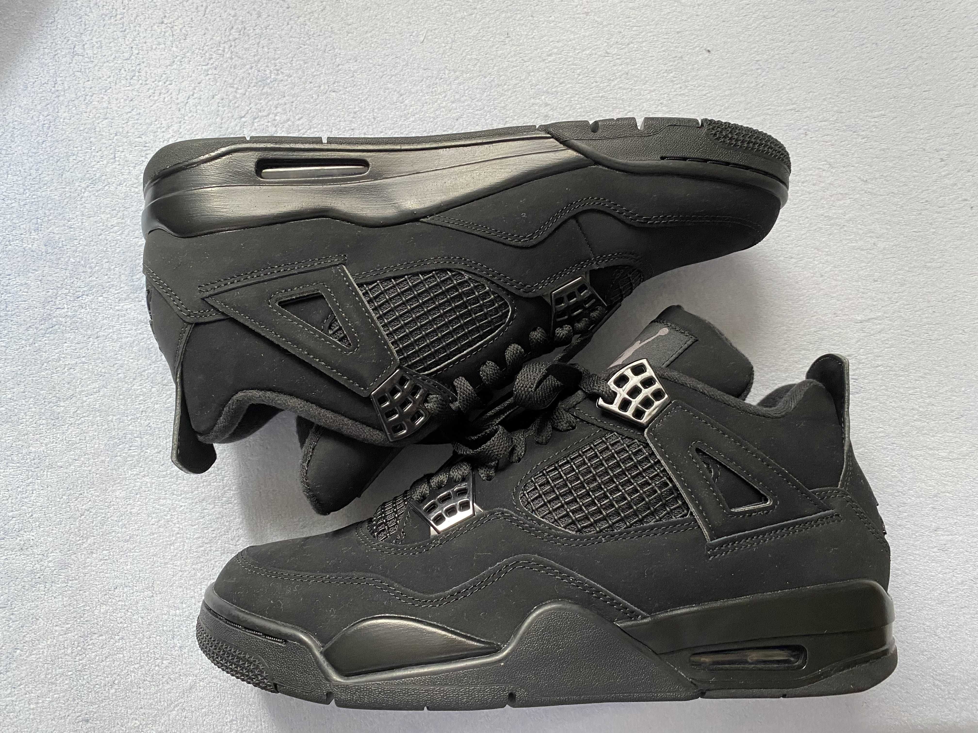 Nike Air Jordan 4 "Black Cat"