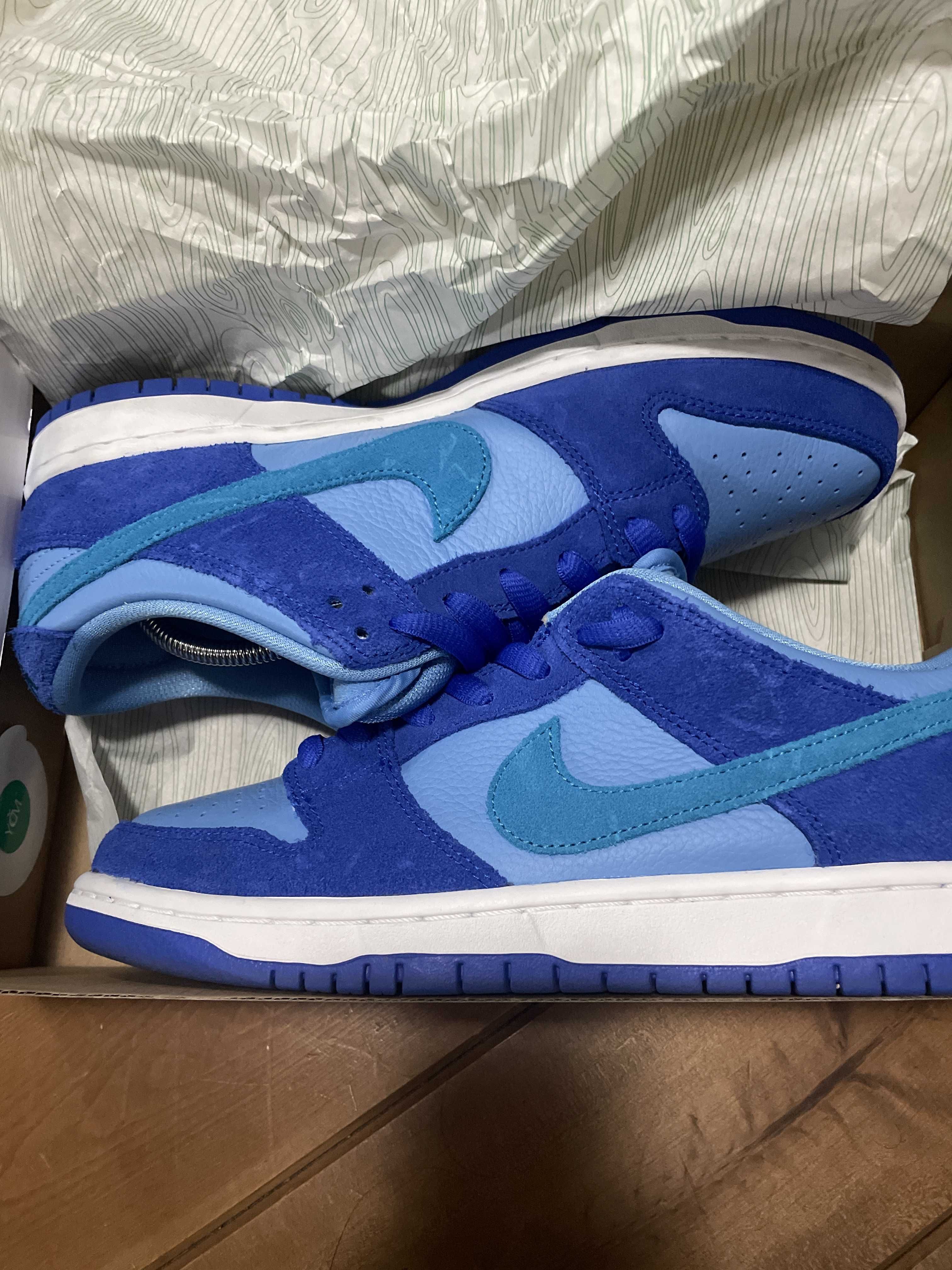 Nike SB Dunk Low "Blue Raspberry"