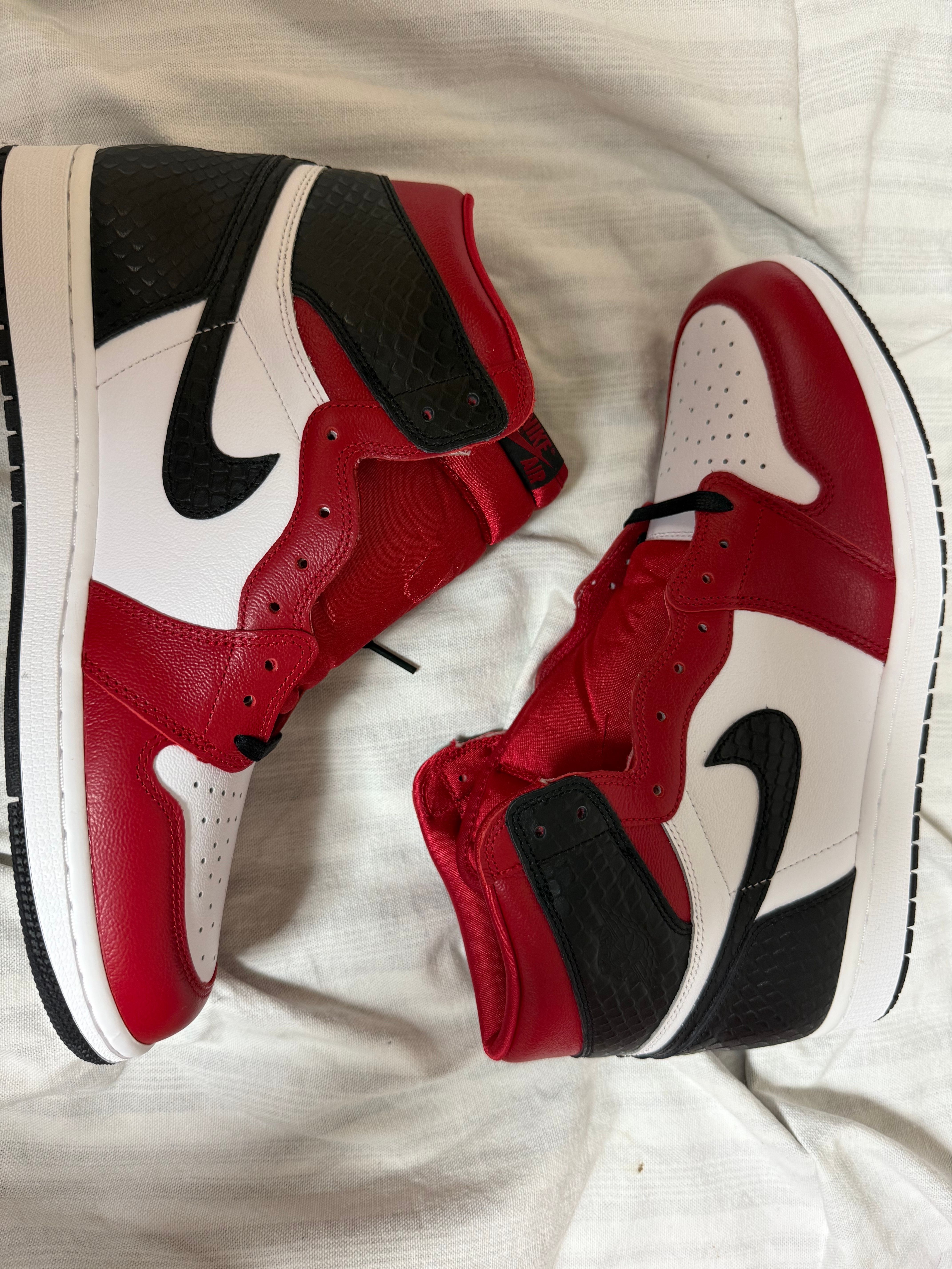 Nike Women's Air Jordan 1 High OG "Satin Red"