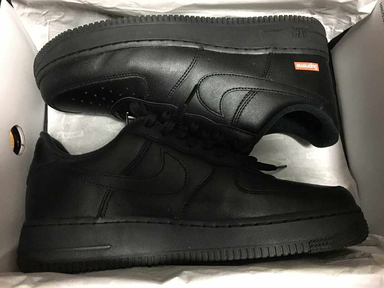 Supreme × Nike Air Force 1 Low "Black"