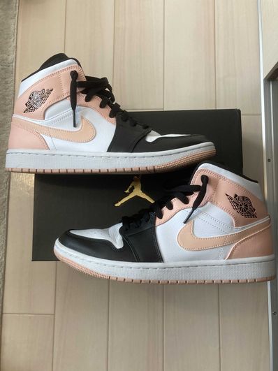 NIKE AIR JORDAN 1 MID "WHITE/BLACK/CRIMSON TINT"