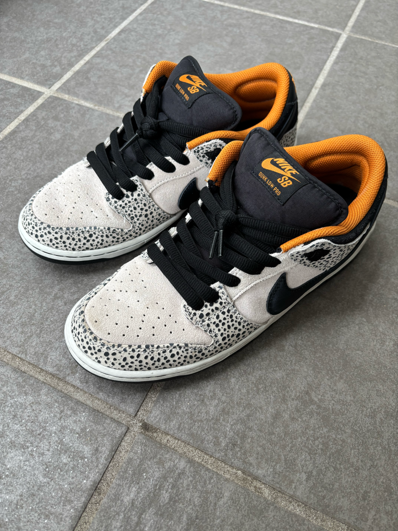 Nike SB Dunk Low Pro Electric Safari "Phantom and Black"