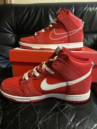 50周年記念 ナイキ ダンクハイ SE ファーストユーズ ユニバーシティ