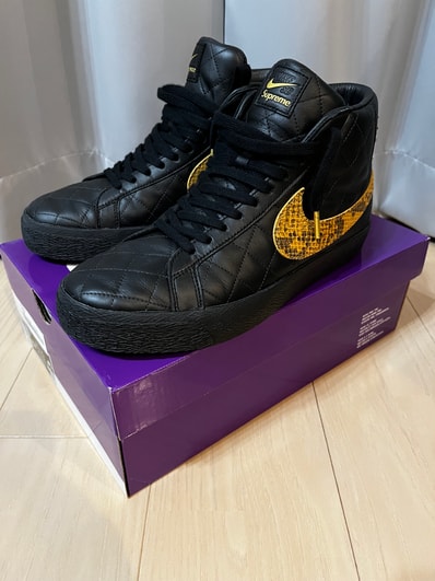 Supreme × Nike SB Blazer Mid "Black"