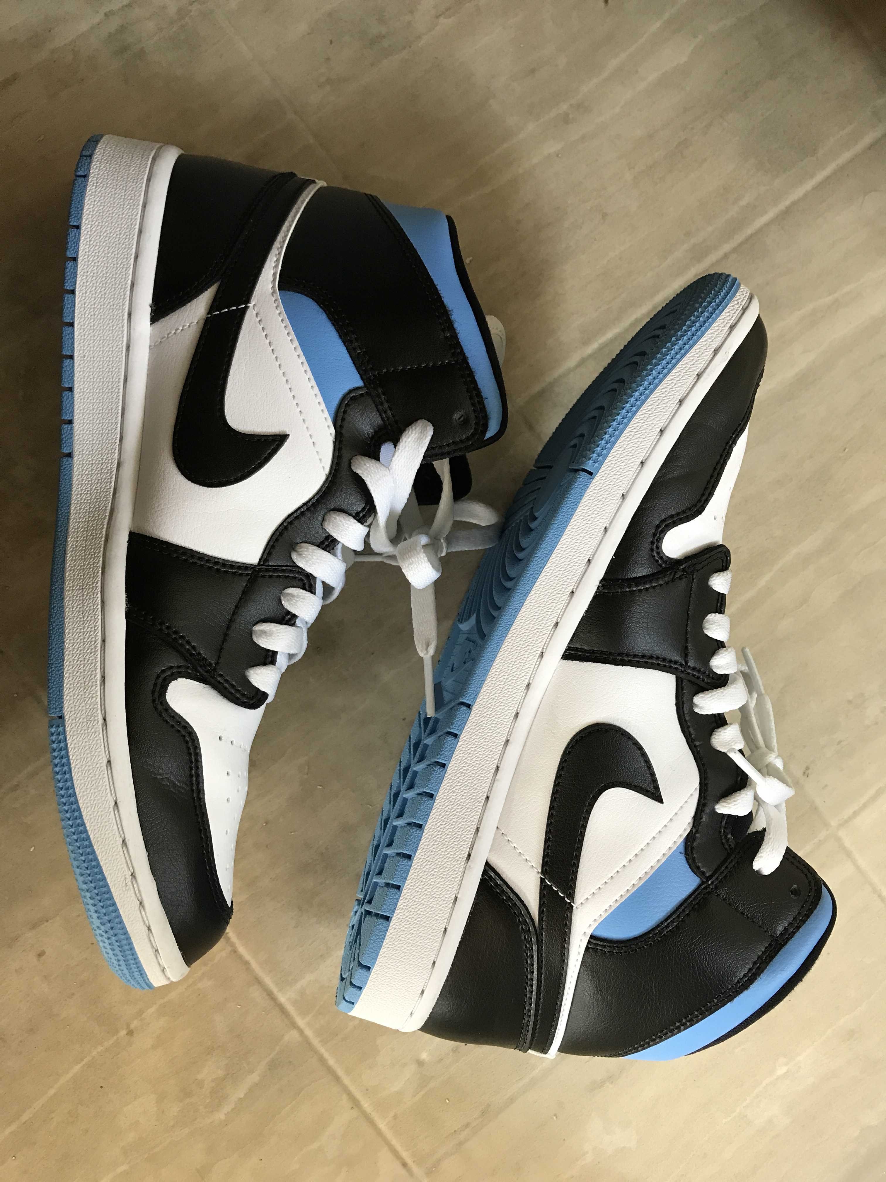 Nike Women's Air Jordan 1 Mid "Black/University Blue"