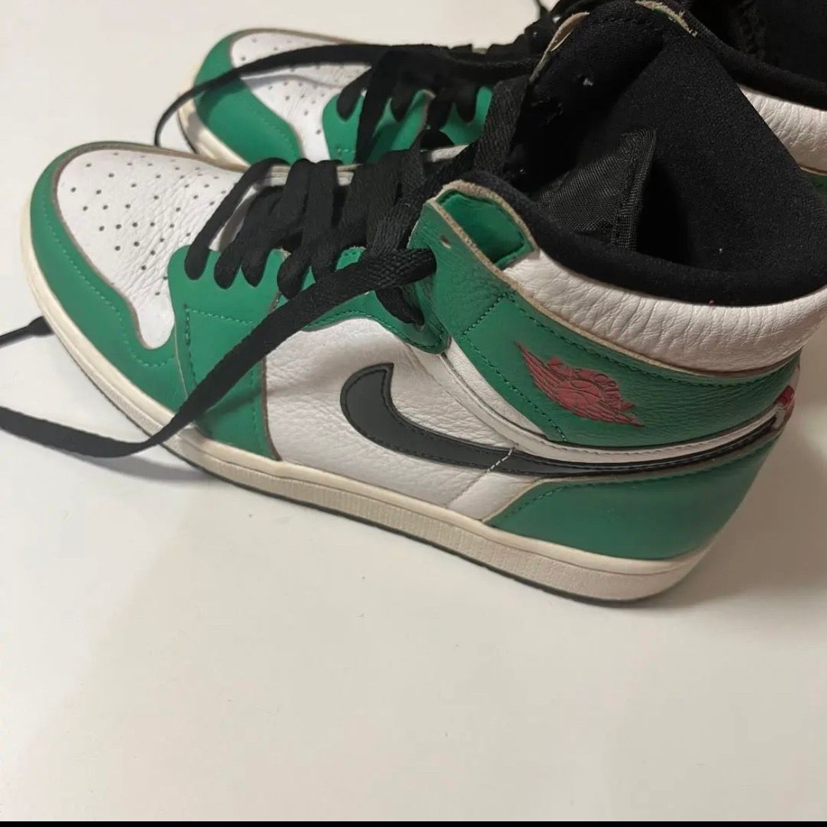 Nike Women's Air Jordan 1 High OG "Lucky Green/White-Sail-Black"