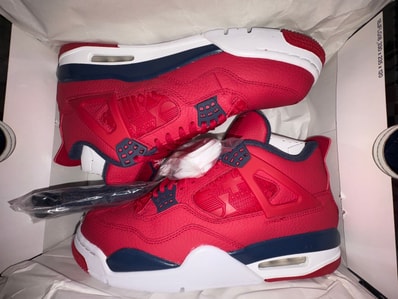 Nike Air Jordan 4 Retro SE "FIBA"