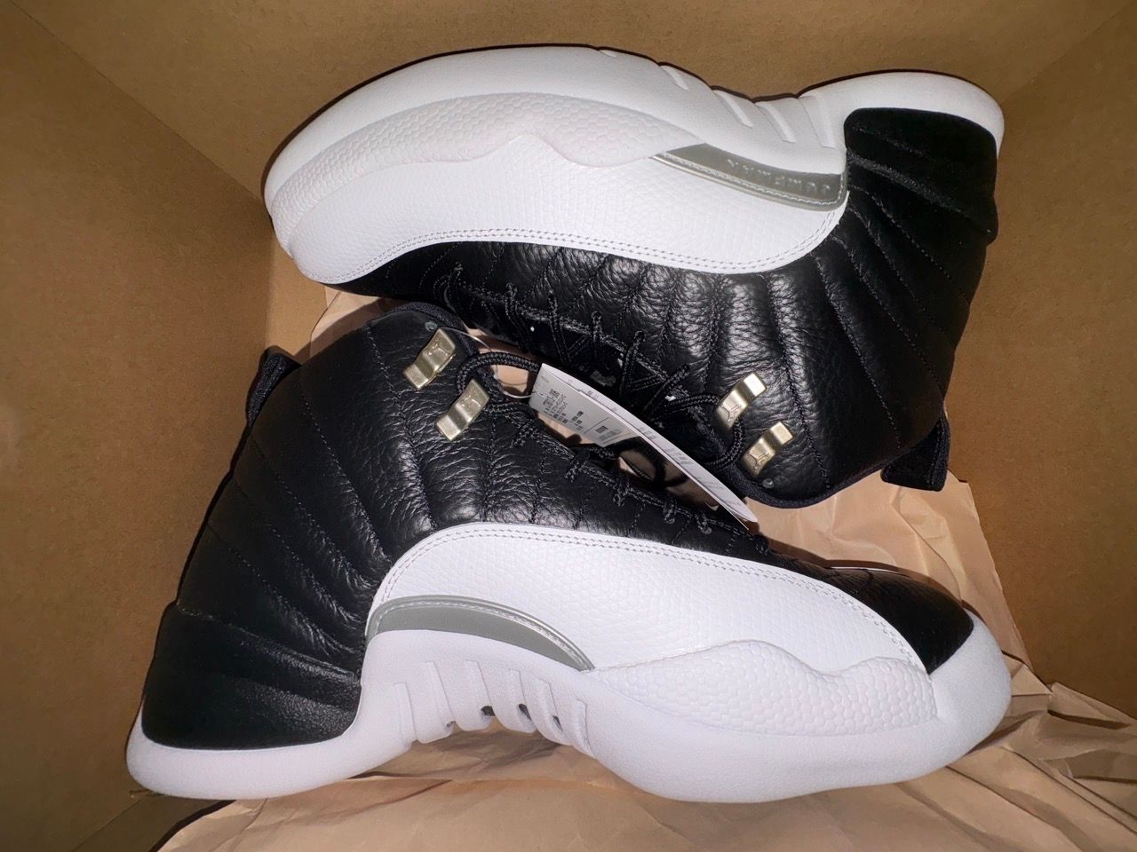 Nike Air Jordan 12 "Playoffs"