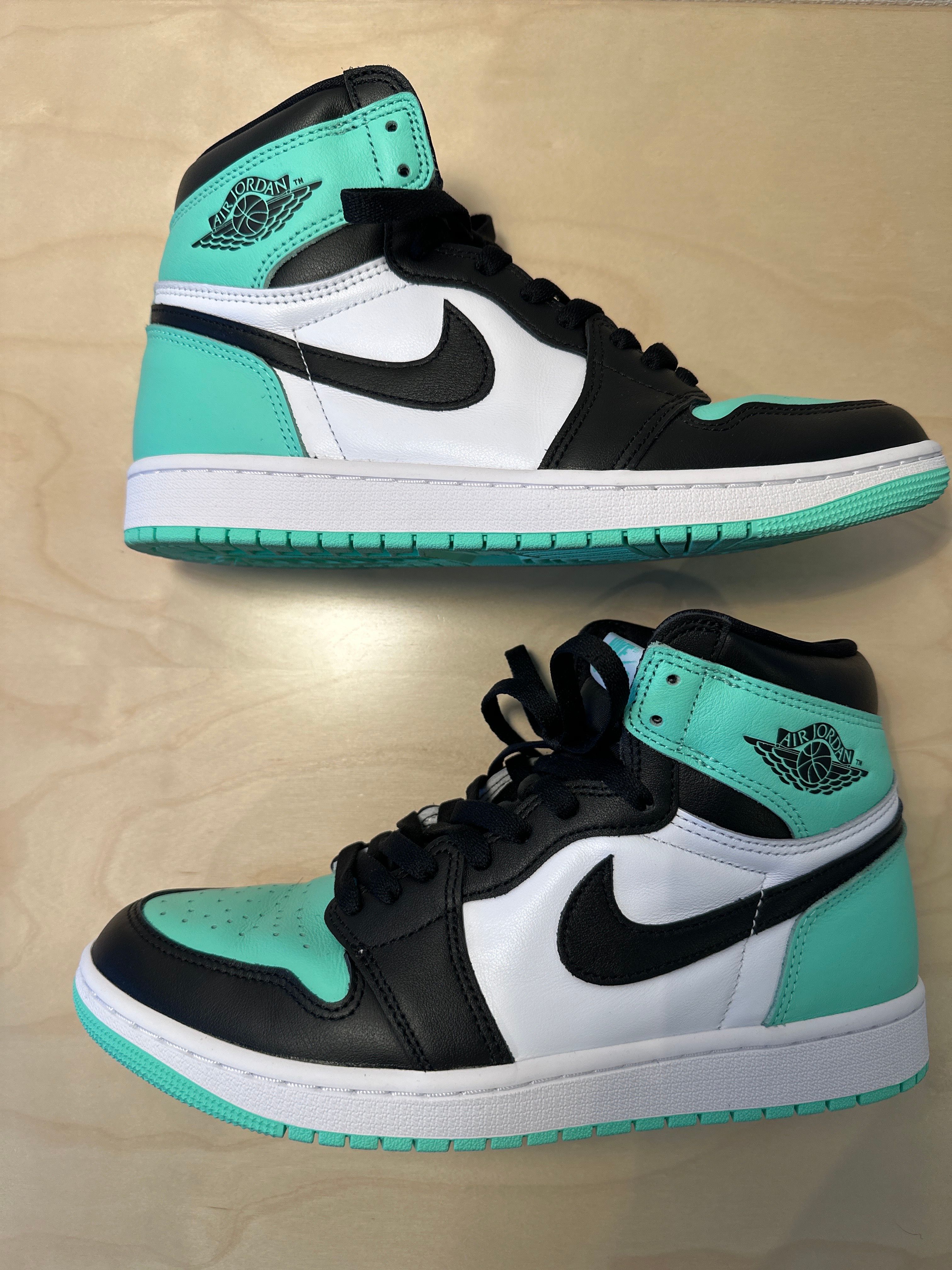 Nike Air Jordan 1 High OG "Green Glow"