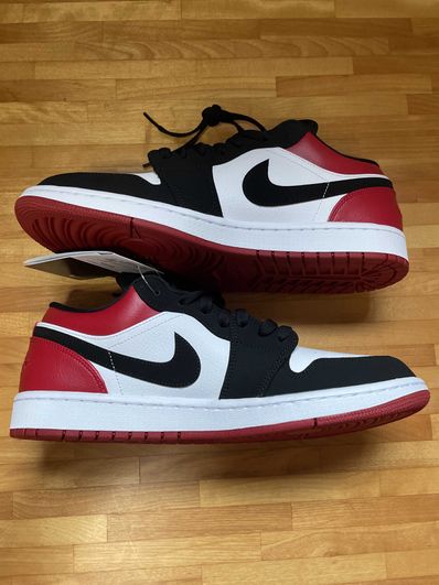 Nike Air Jordan 1 Low "Black Toe"
