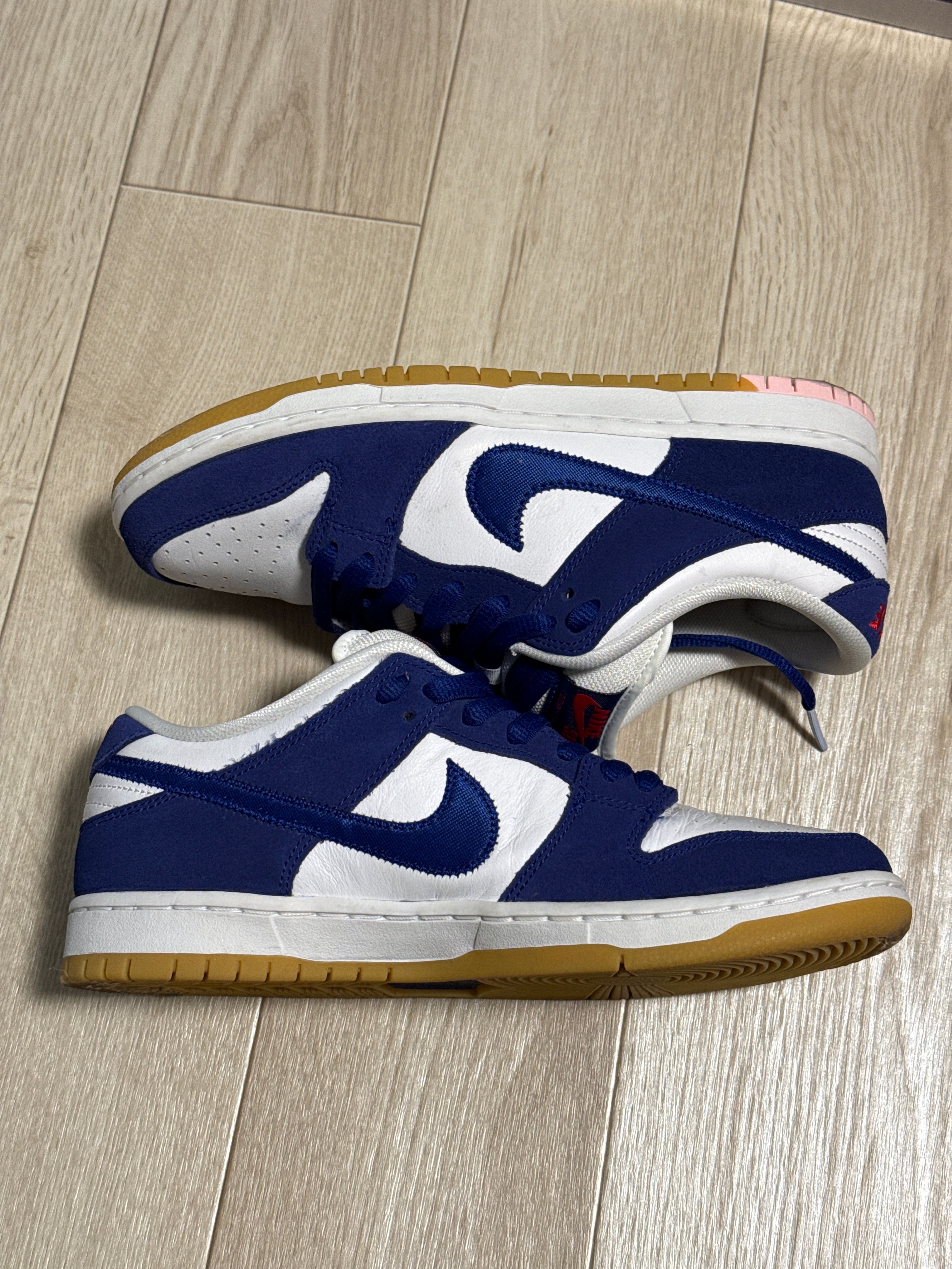 Nike SB Dunk Low "Los Angeles Dodgers/Deep Royal Blue"