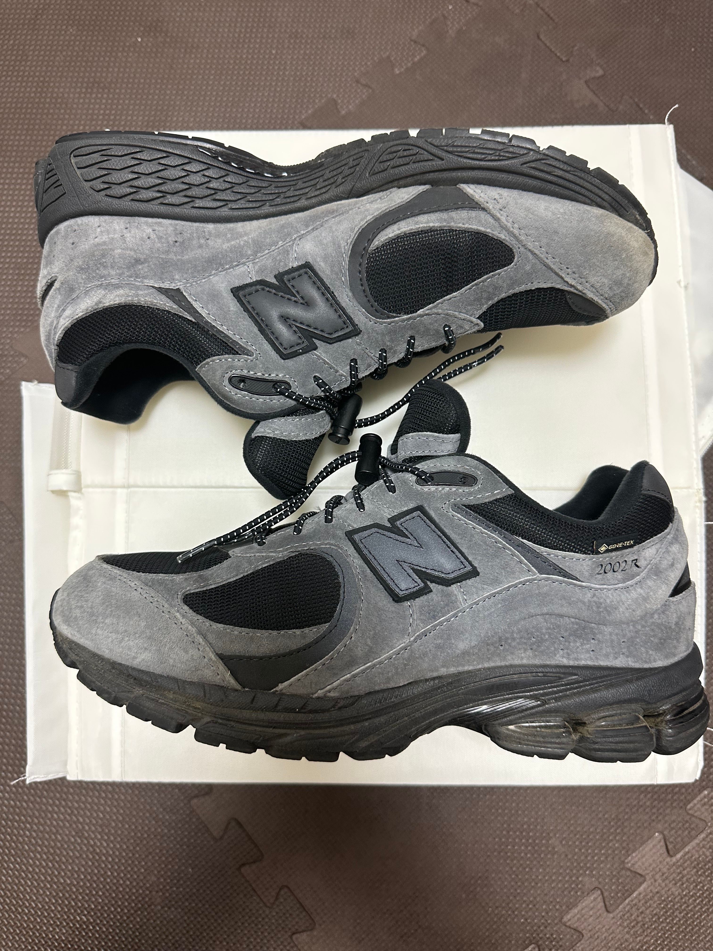 JJJJound × New Balance 2002R GORE-TEX "Charcoal" M2002RXZ