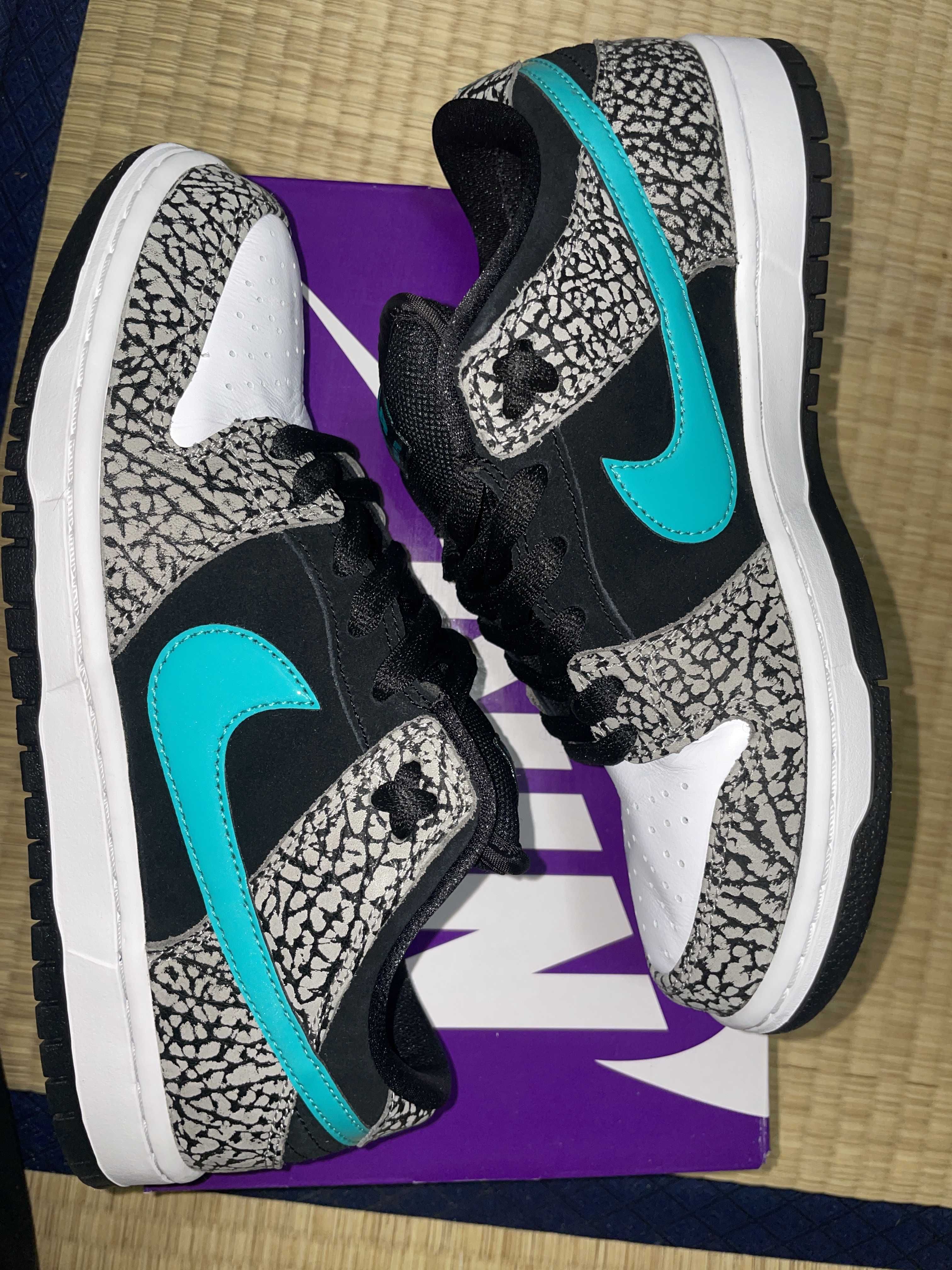 Nike SB Dunk Low "Elephant/Safari"