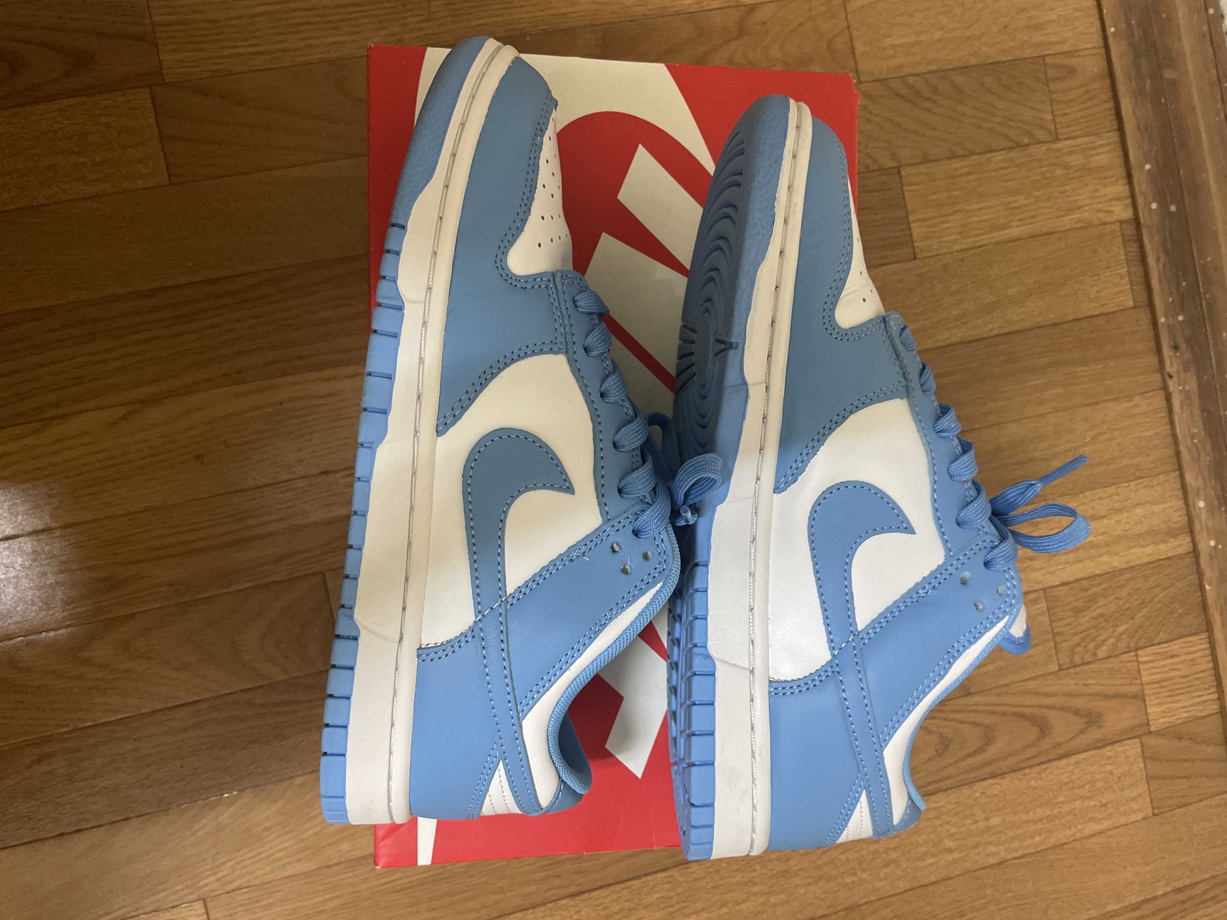 Nike Dunk Low "University Blue"