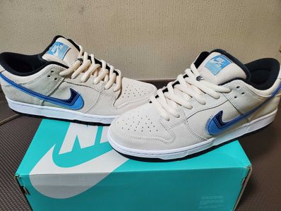 Nike SB Dunk Low "Light Cream"