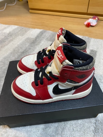 Nike TD Jordan 1 High OG "Lost & Found/Chicago"