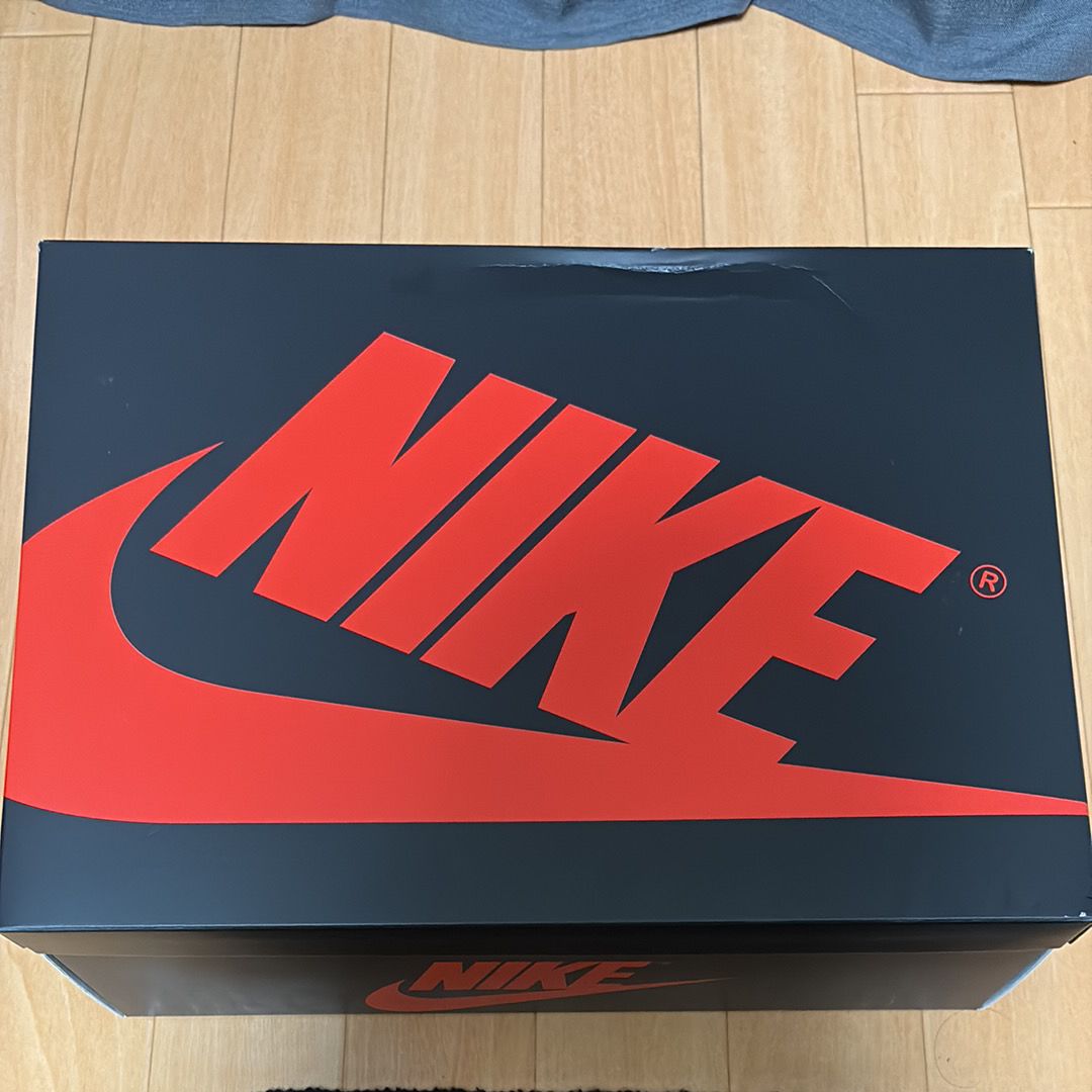 Nike Air Jordan 1 High '85 "Reverse Shadow"