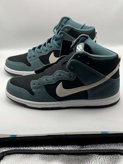Nike SB Dunk High "Mineral Slate Suede"