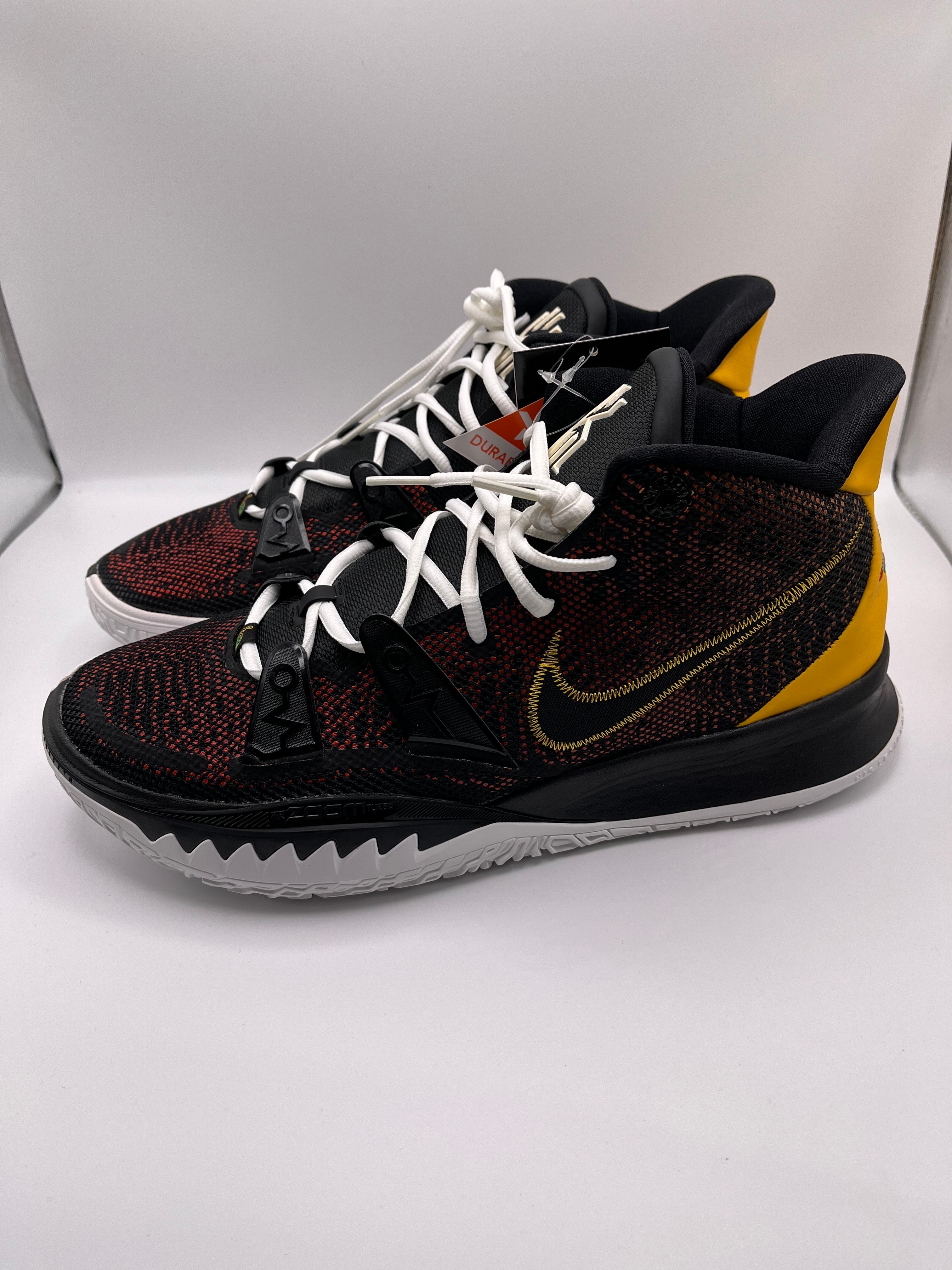 Nike Kyrie 7 "Rayguns" (CQ9327-003/CQ9326-003)