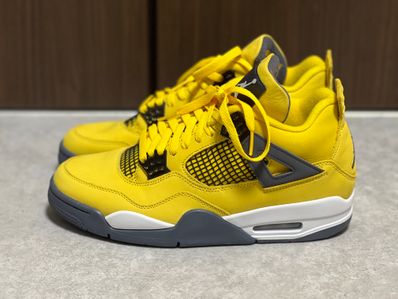 Nike Air Jordan 4 "Tour Yellow"
