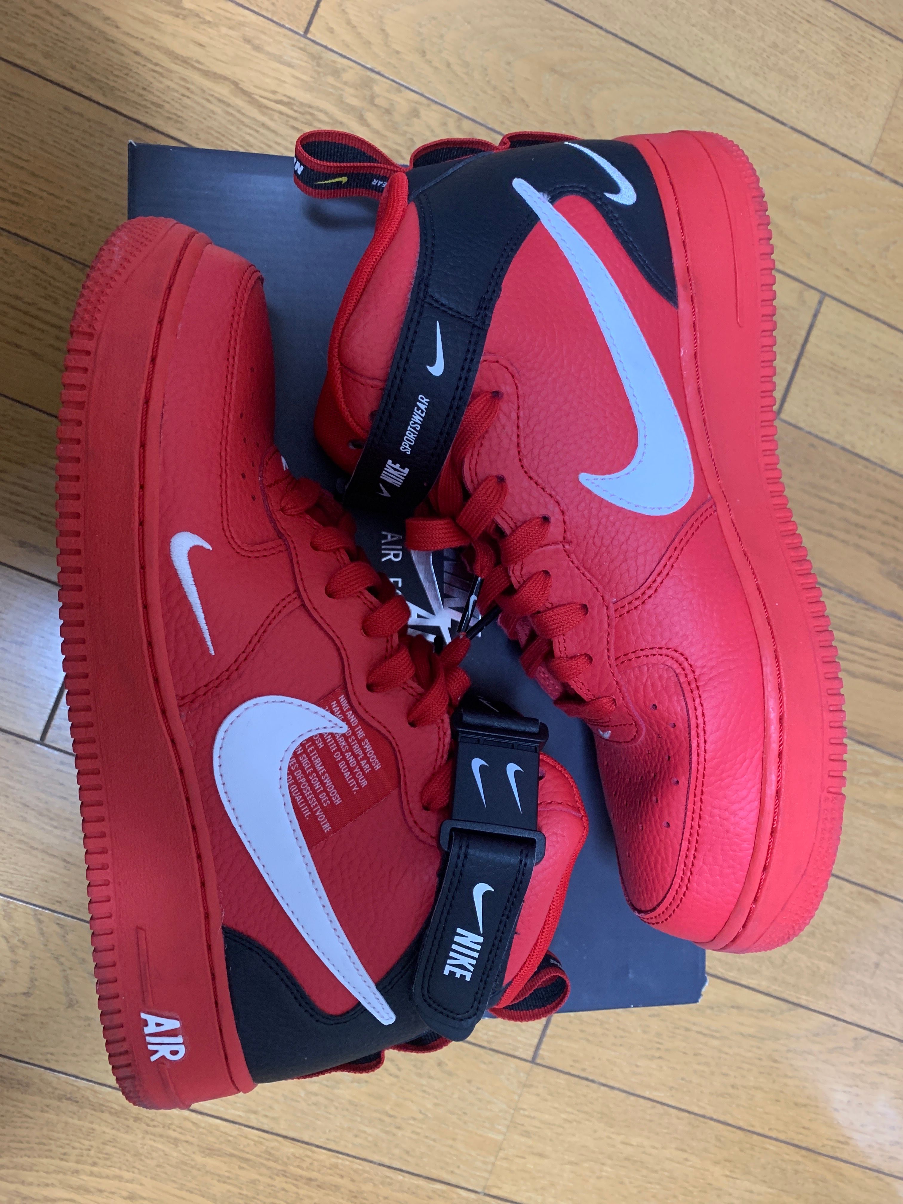 Nike Air Force 1 Mid Utility "University Red"