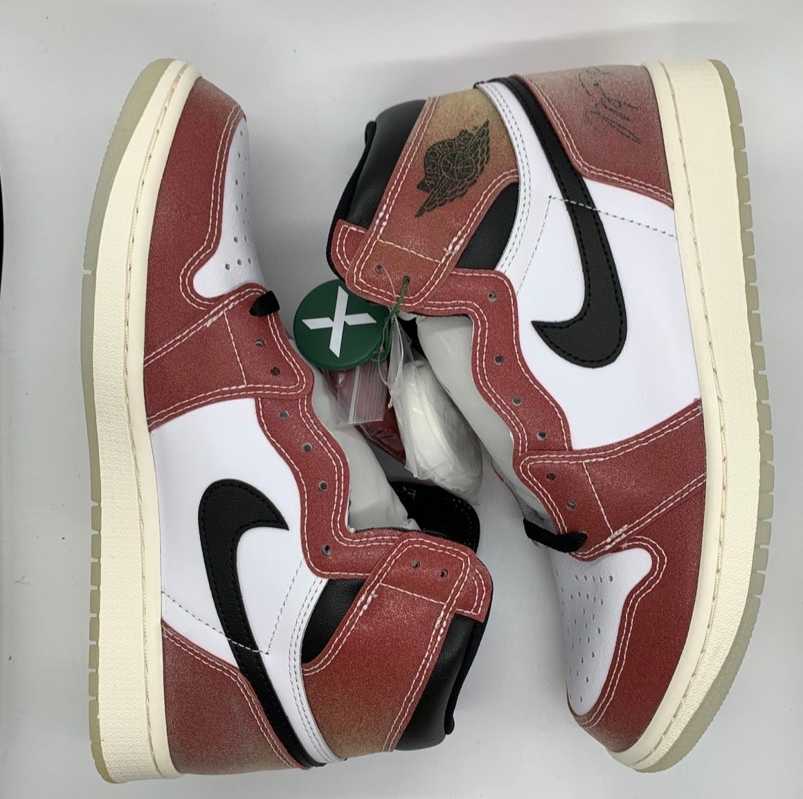 トロフィールーム × ナイキ エアジョーダン1 シカゴ\" (ブルーレース) トロフィールーム × ナイキ エアジョーダン1 ハイ OG 