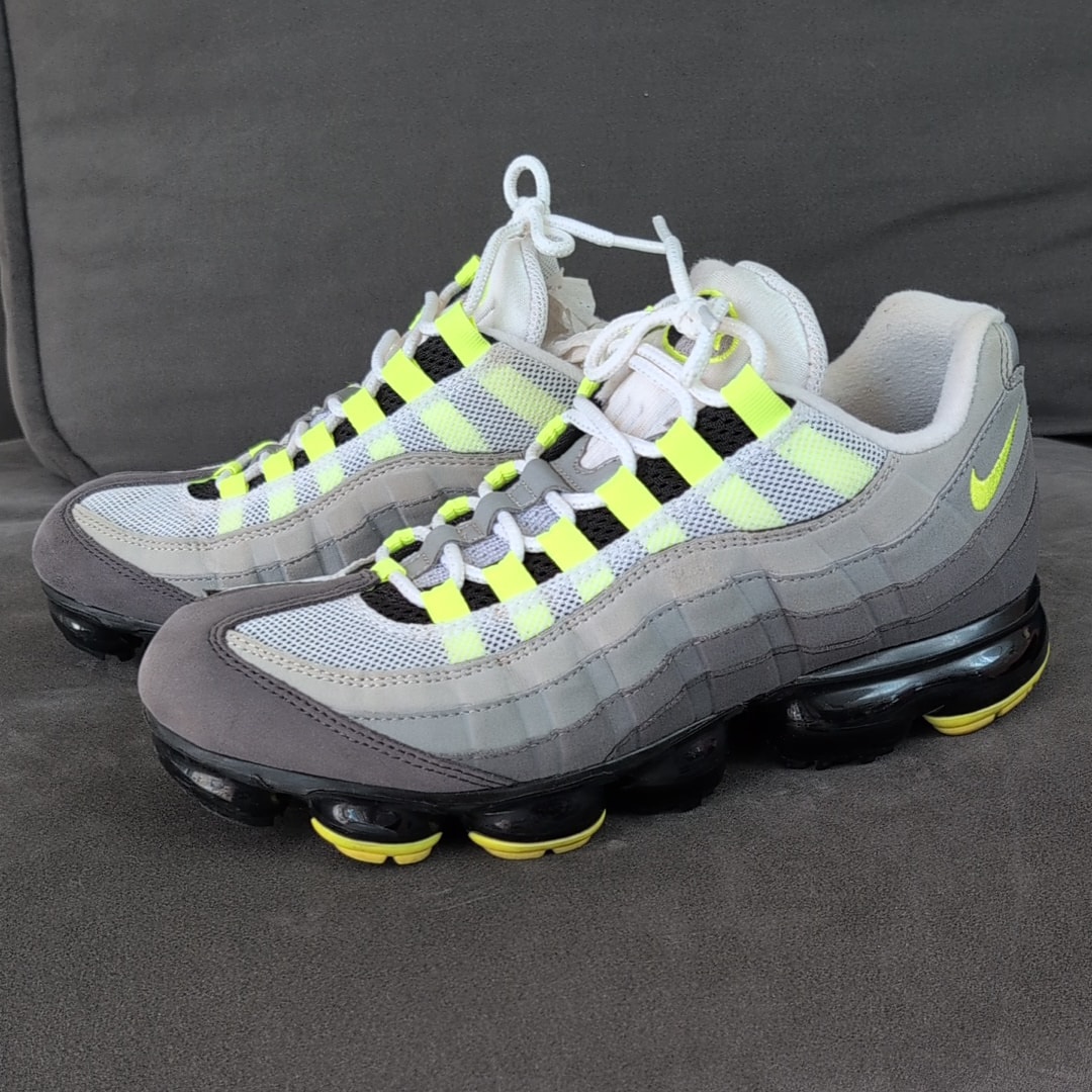 ヴェイパー　max95 NIKE公式】ナイキコート ヴェイパー RF x AM95 'Black & Volt