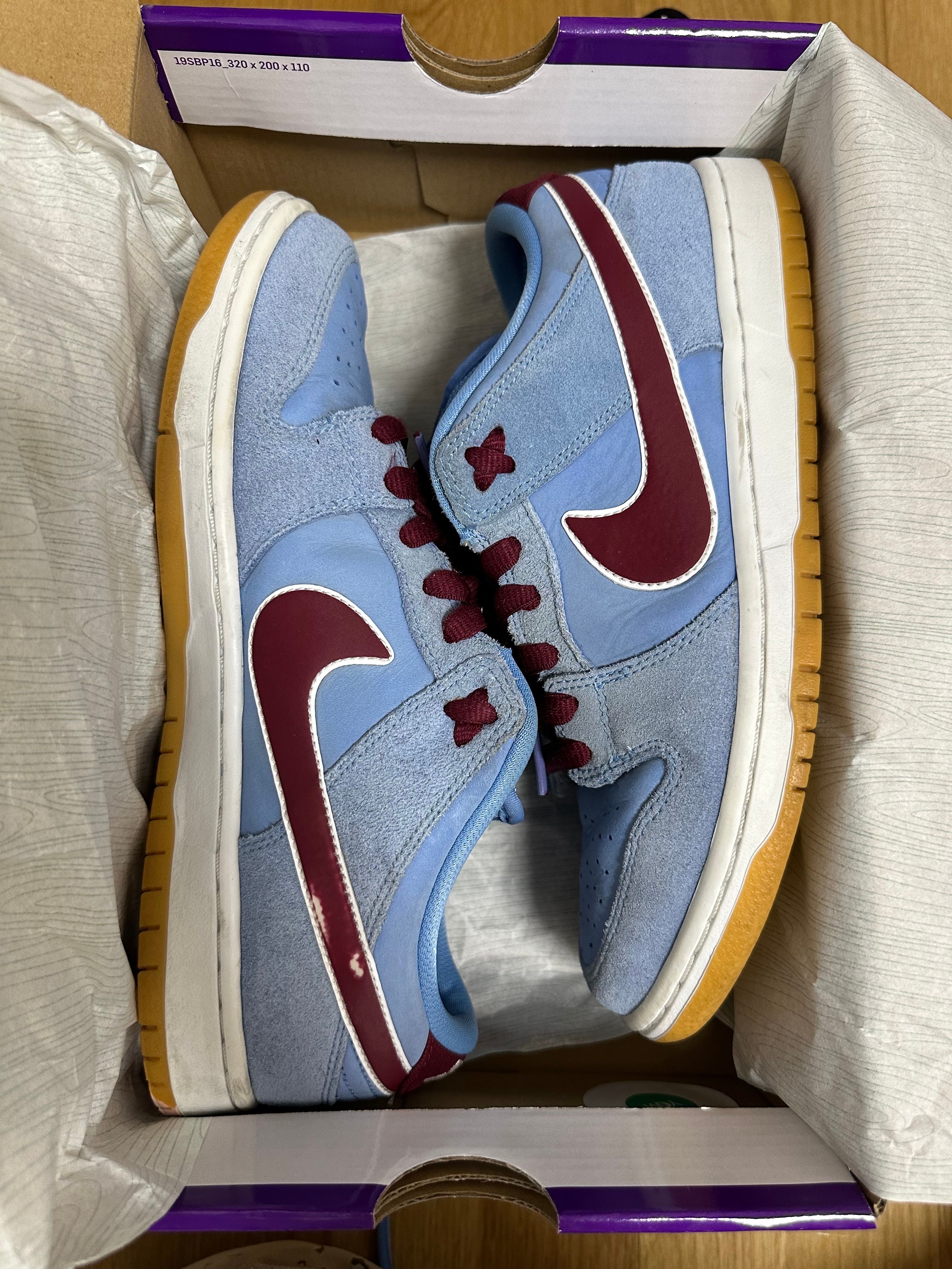 Nike SB Dunk Low Pro "Philadelphia Phillies/Valor Blue and Team Maroon"