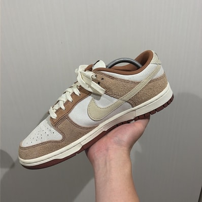 Nike Dunk Low PRM "Medium Curry"
