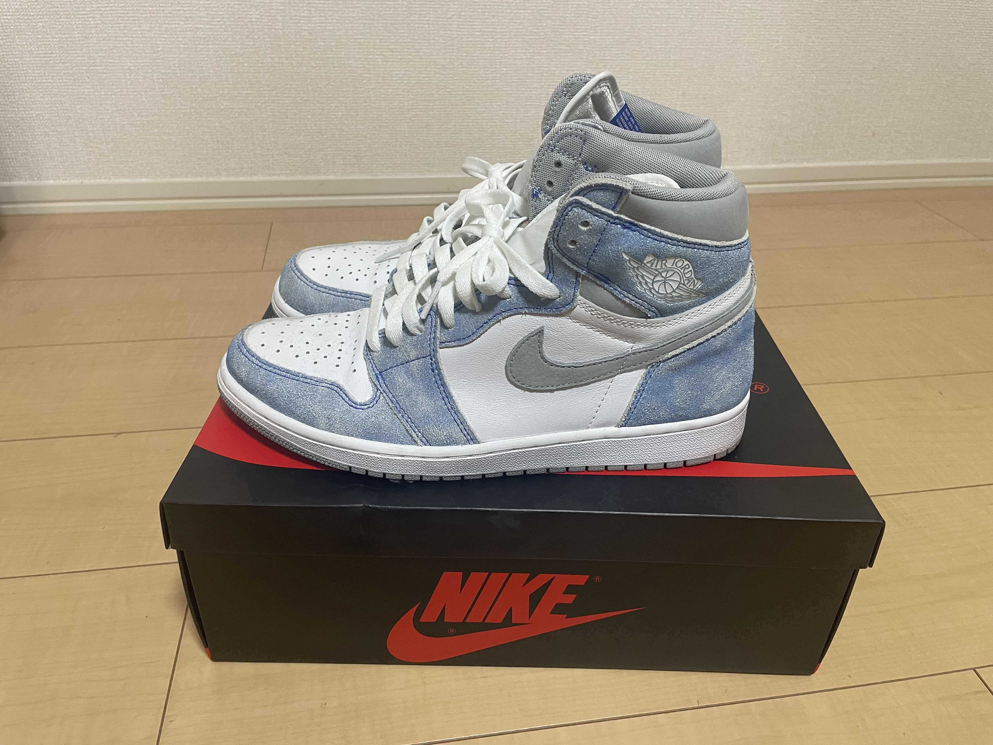 Nike Air Jordan 1 High OG "Hyper Royal"