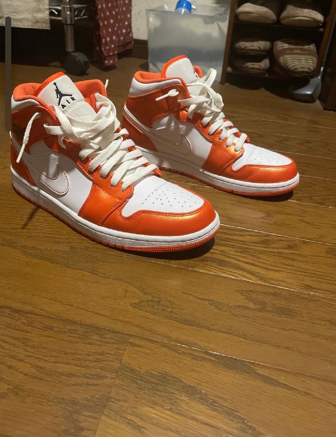 NIKE AIR JORDAN MID "ORANGE/WHITE"