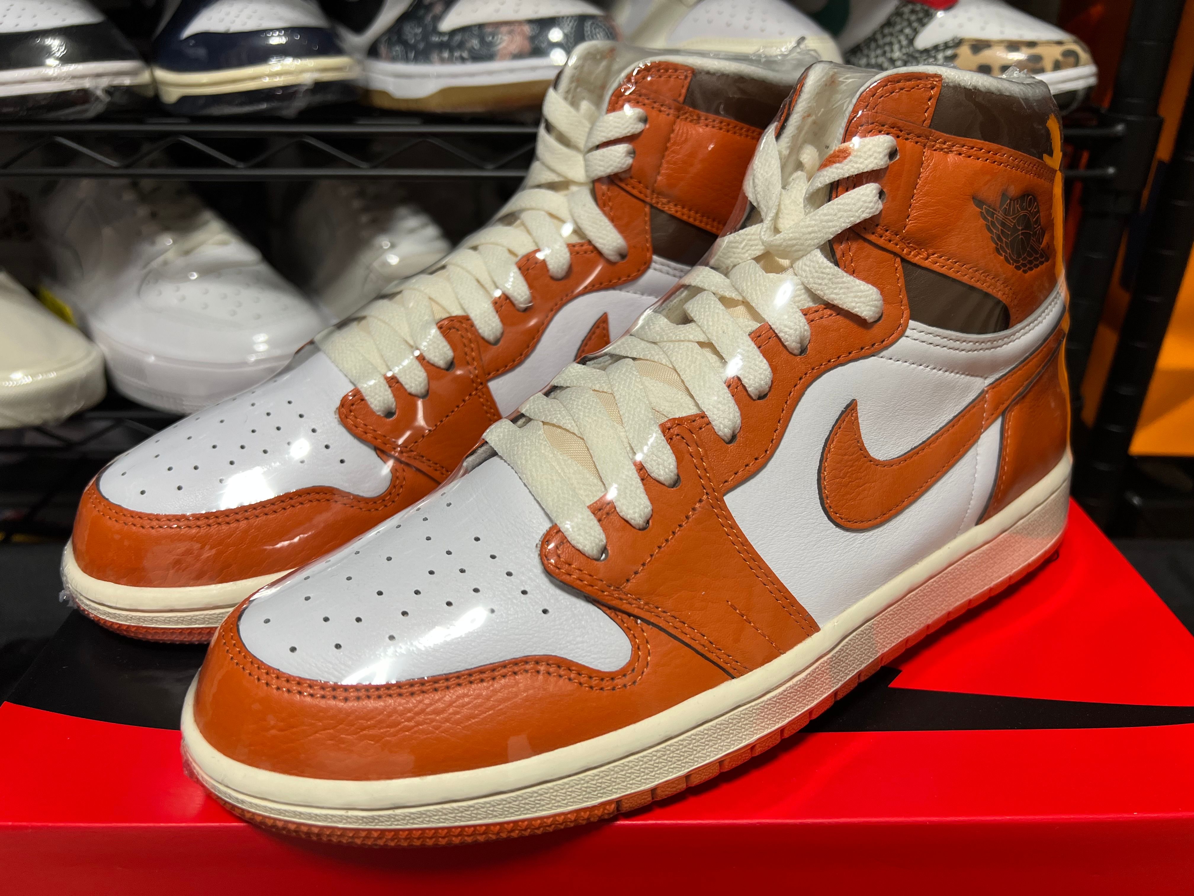 Nike Women's Air Jordan 1 High OG "Starfish"