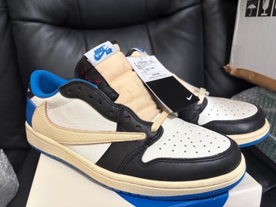 Travis Scott × fragment design × Nike Air Jordan 1 Low OG SP "Military Blue"