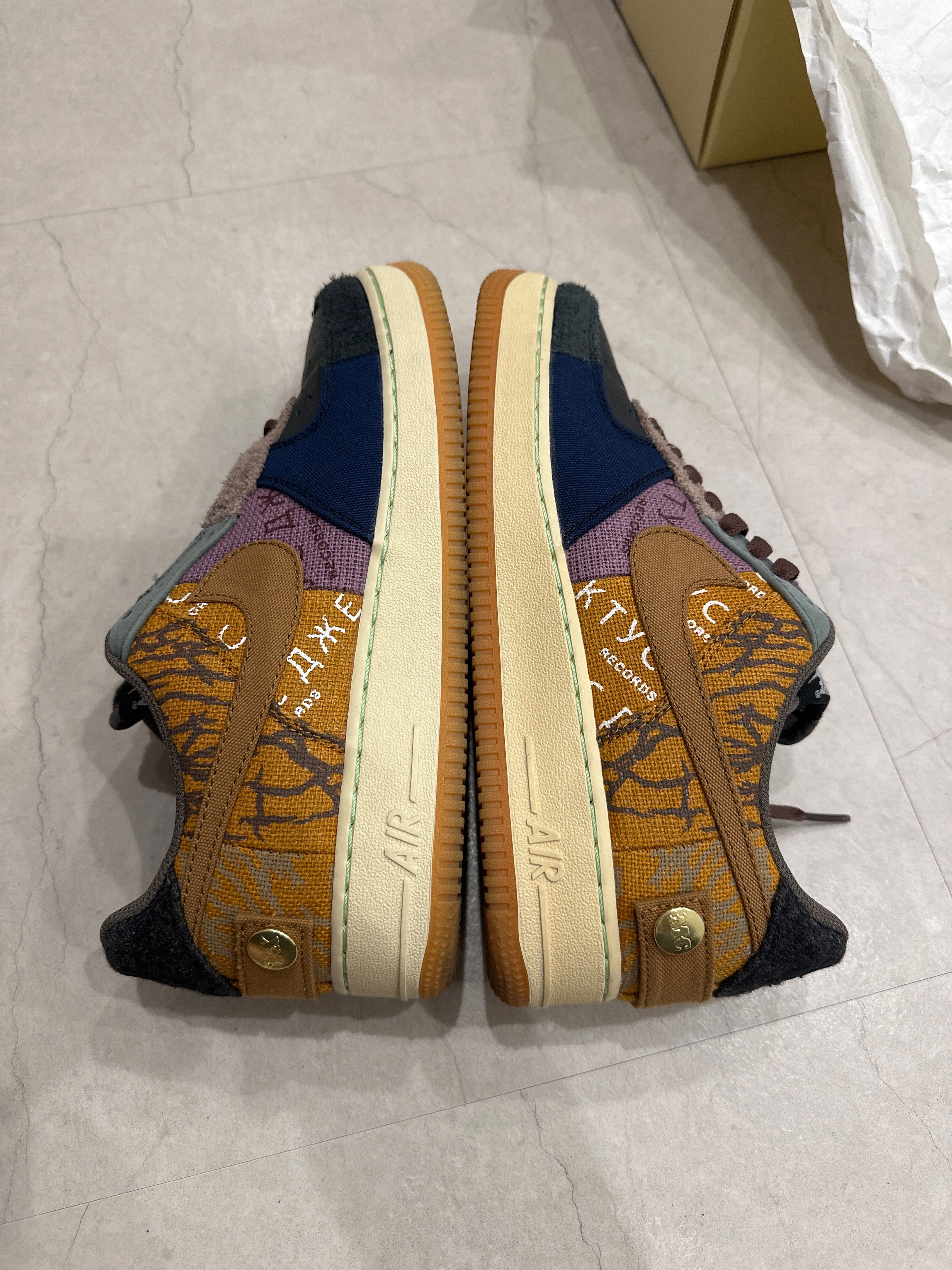 Travis Scott × Nike Air Force 1 Low Cactus Jack "Multi Color"