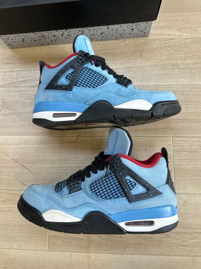 Travis Scott × Nike Air Jordan 4 Retro Cactus Jack "University Blue"