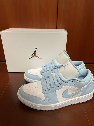 Nike Women's Air Jordan 1 Low "Aluminum"