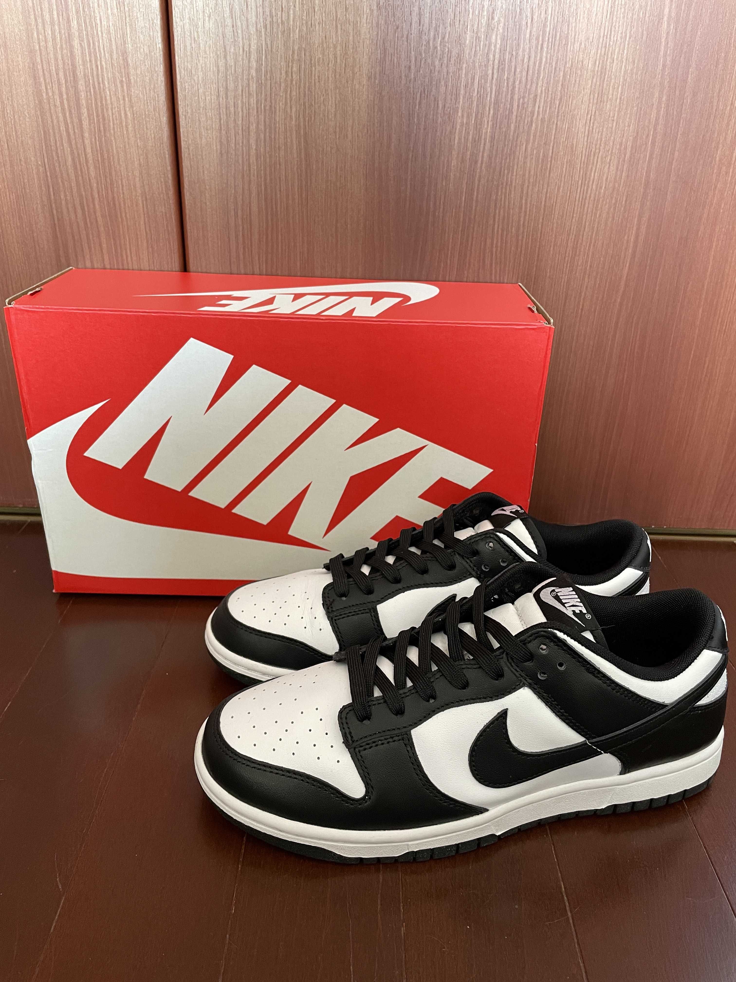 Nike Dunk Low Retro "Panda/White/Black"