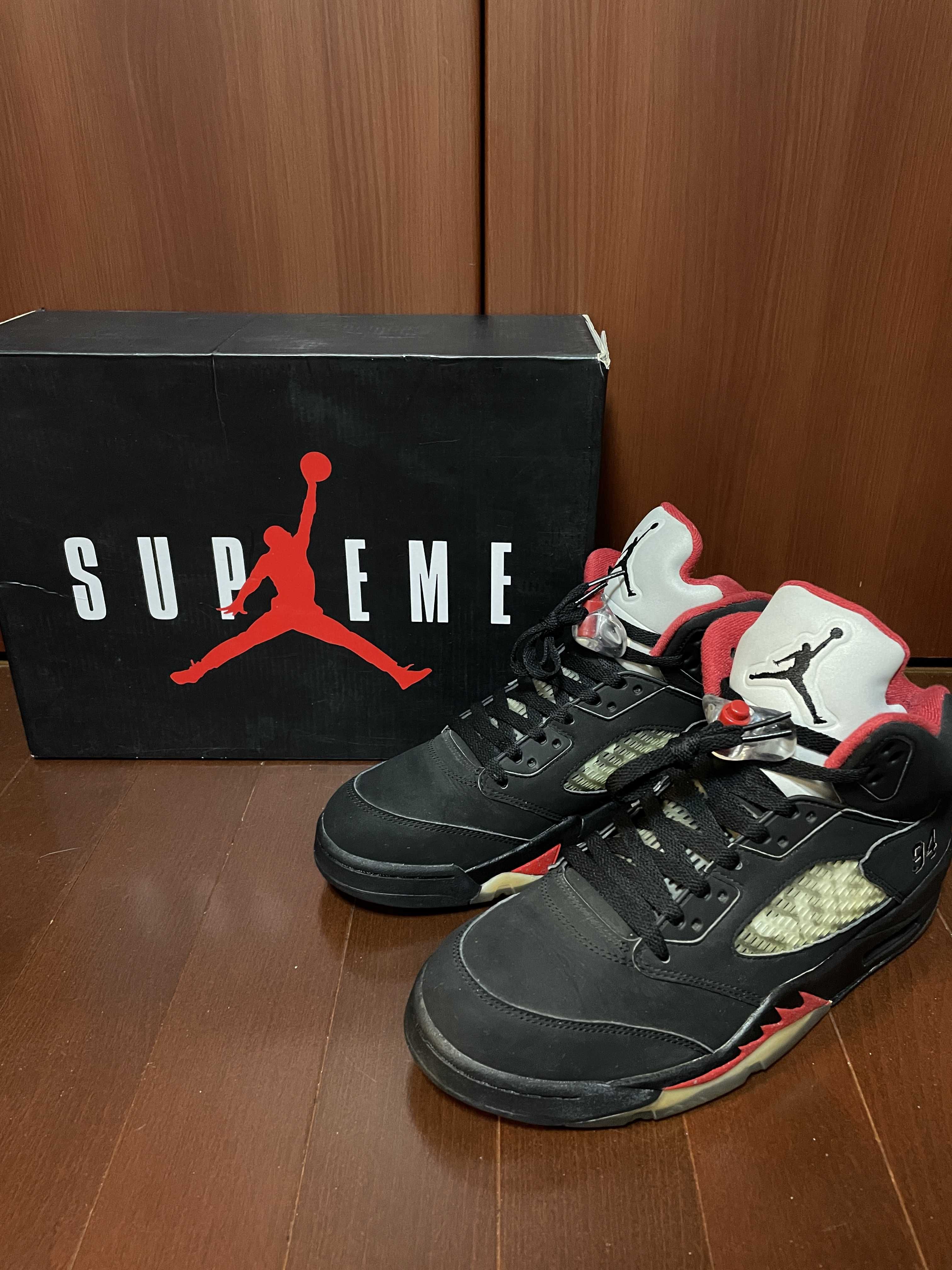 Supreme × Nike Air Jordan 5 Retro "Black"