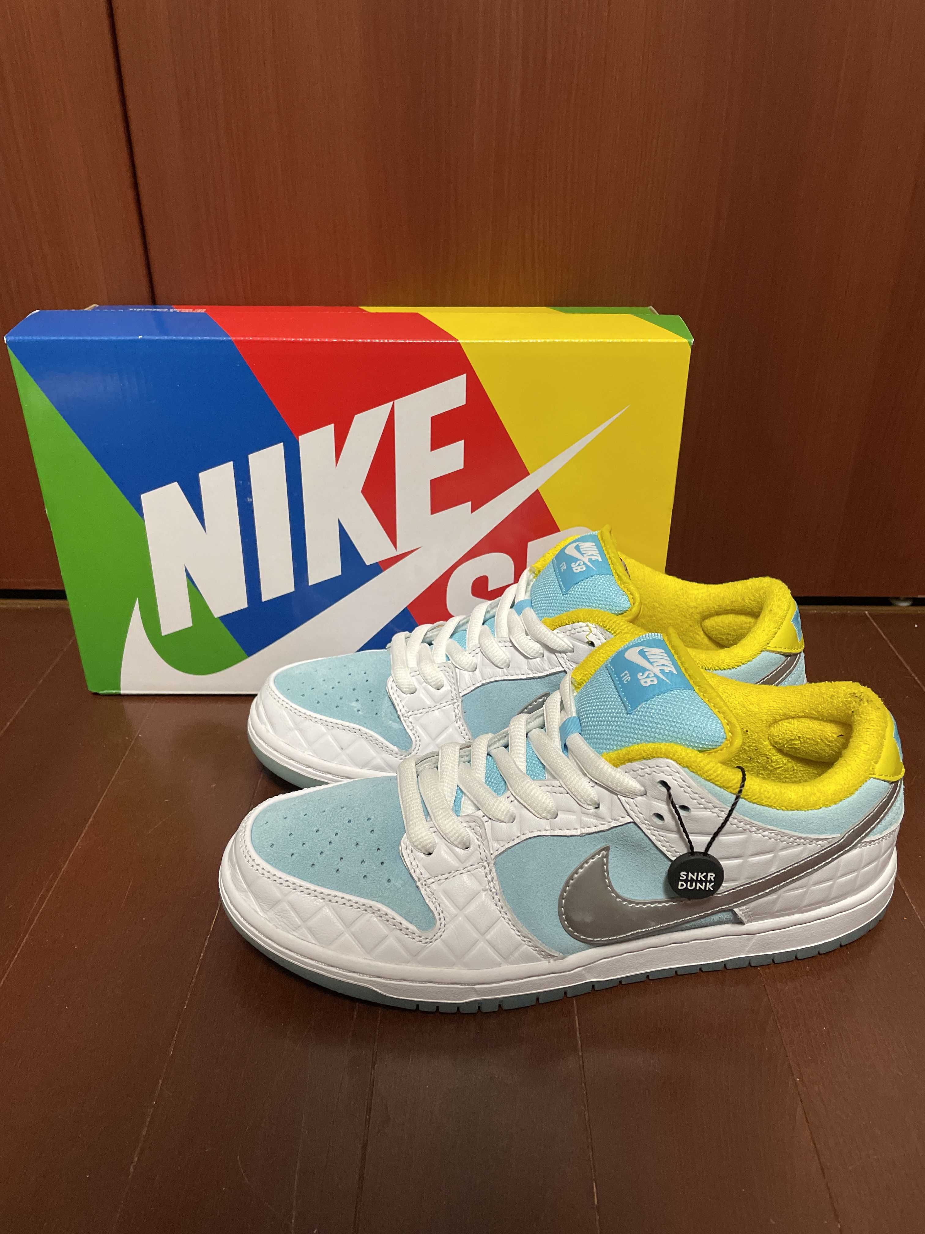FTC × Nike SB Dunk Low "White/Blue"