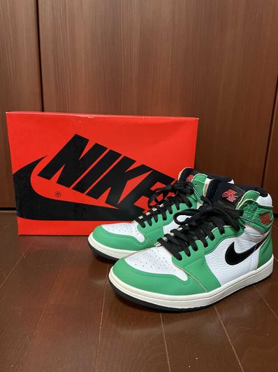 Nike Women's Air Jordan 1 High OG "Lucky Green/White-Sail-Black"